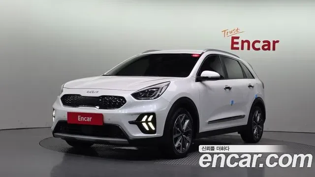 Kia Niro 1.6 HEV Signature