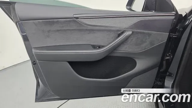 Tesla Y AWD, миниатюра 11