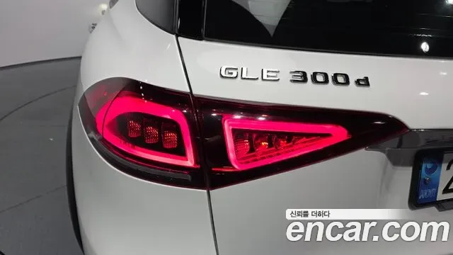 Mercedes-Benz GLE GLE300d 4MATIC, миниатюра 24