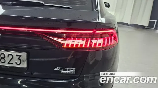 Audi Q8 45 TDI Premium, миниатюра 25
