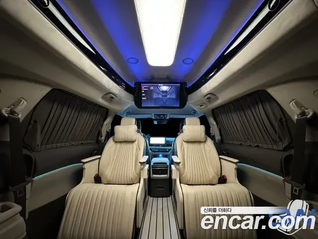 Kia Carnival HEV 9 мест, миниатюра 2