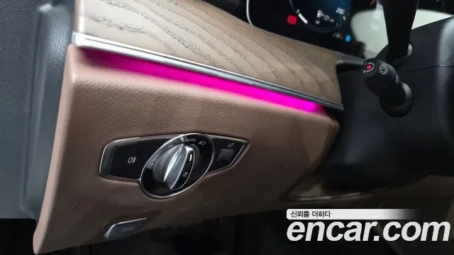 Mercedes-Benz E-Class E250, миниатюра 9