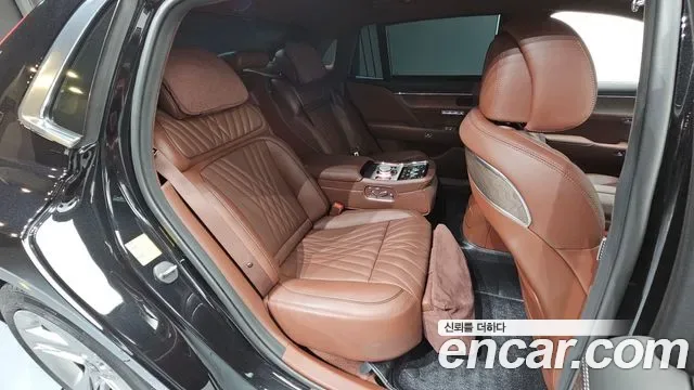 Genesis G90 (RS4) бензин 3.5 Turbo 2WD ( ), миниатюра 4