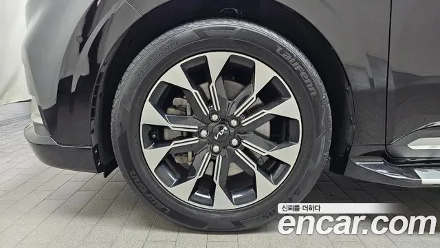 Kia Carnival бензин 9 мест Signature, миниатюра 13