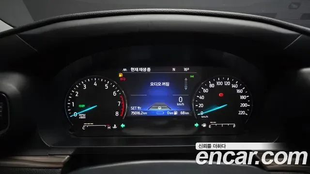 Ford Explorer 3.0 PHEV, миниатюра 4