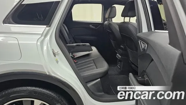 Audi Q4 40 Premium, миниатюра 23