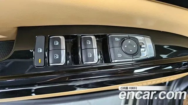 Kia Carnival бензин 9 мест, миниатюра 5