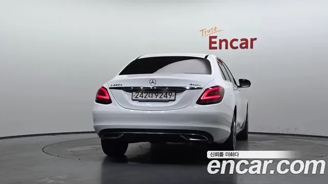 Mercedes-Benz C-Class C220 d 4MATIC, миниатюра 8