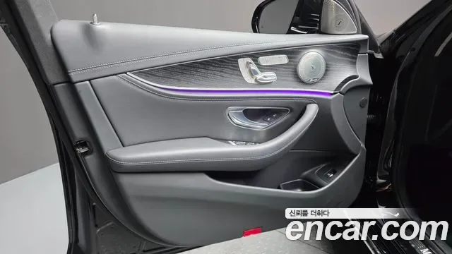 Mercedes-Benz E-Class E220d 4MATIC, миниатюра 20