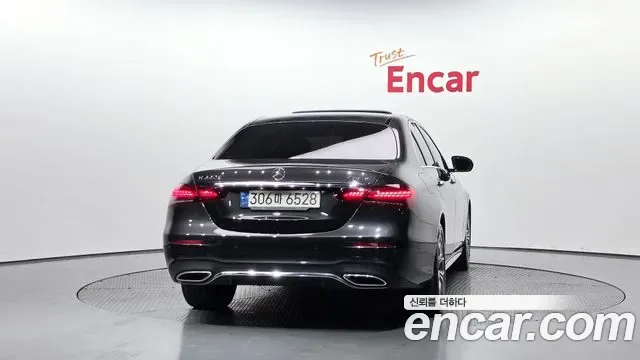 Mercedes-Benz E-Class E220d 4MATIC AMG Line, миниатюра 25