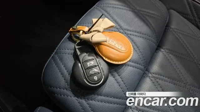MINI Cooper ALL4 II, миниатюра 10