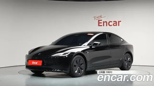 Tesla 3 RWD