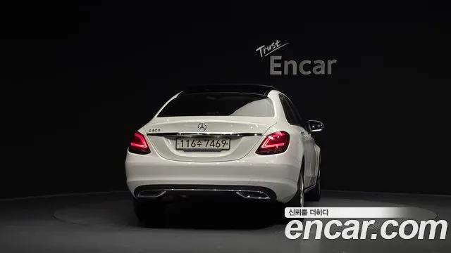 Mercedes-Benz C-Class C200, миниатюра 4