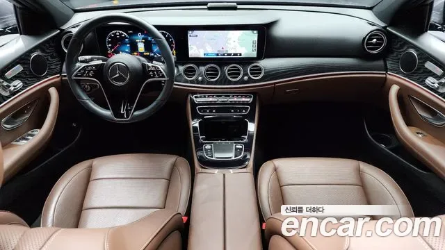 Mercedes-Benz E-Class E250, миниатюра 3