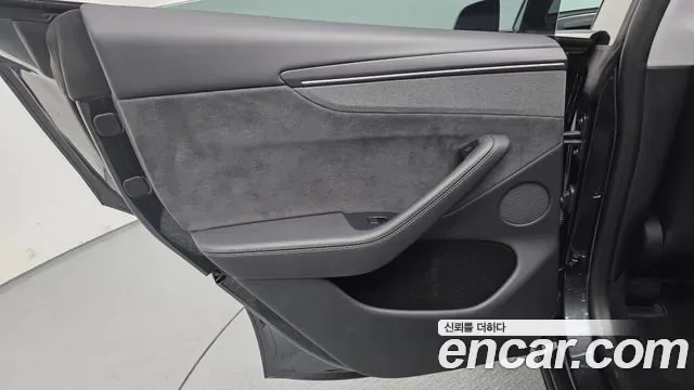 Tesla Y AWD, миниатюра 19