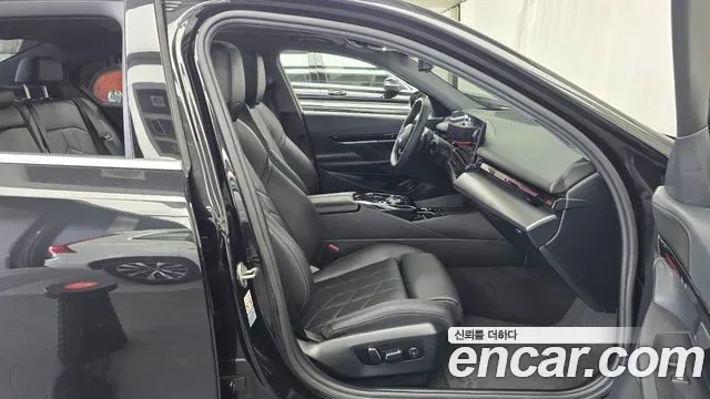 BMW 5 (G60) 520i, миниатюра 4