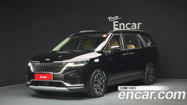 Kia Carnival дизель 9 мест Prestige
