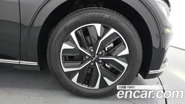 Kia EV6, миниатюра 14