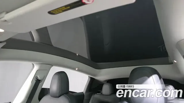 Tesla Y AWD, миниатюра 2