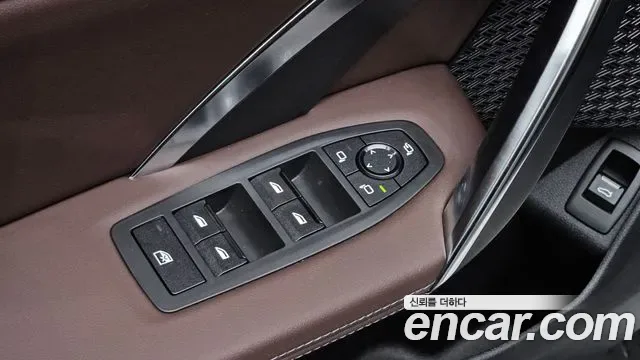 BMW X1 xDrive 20i M, миниатюра 23