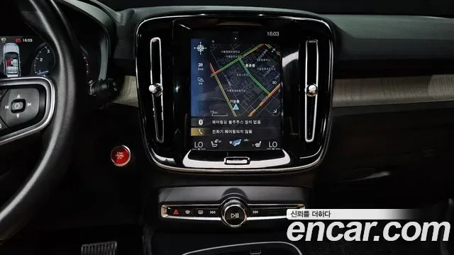 Volvo XC40 T4, миниатюра 16