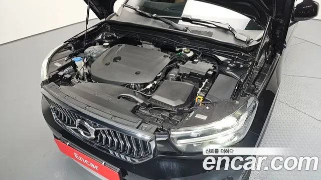 Volvo XC40 B4, миниатюра 3