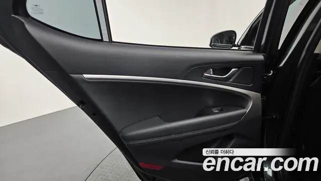 Genesis G70 бензин 2.0T 2WD ( ), миниатюра 7