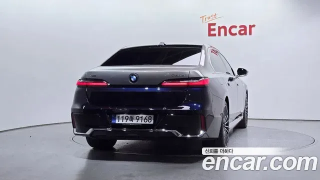 BMW 7 (G70) 750e xDrive M, миниатюра 21