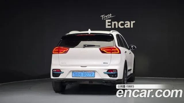 Kia Niro EV, миниатюра 8