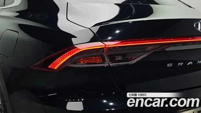 Hyundai Grandeur Premium, миниатюра 24