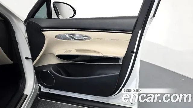 Genesis GV70 2.5T бензин 2WD ( ), миниатюра 6