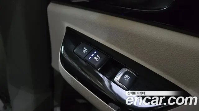 Kia Carnival дизель 9 мест, миниатюра 27