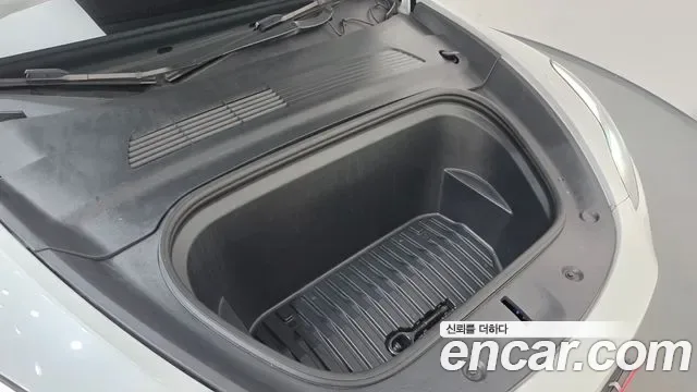 Tesla Y AWD, миниатюра 10