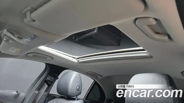Mercedes-Benz E-Class E300 4MATIC, миниатюра 19