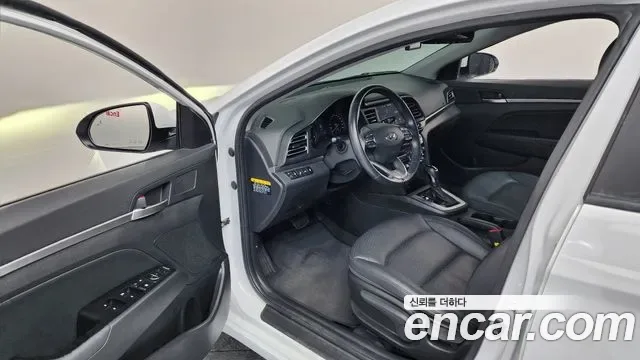 Hyundai Avante AD, миниатюра 8