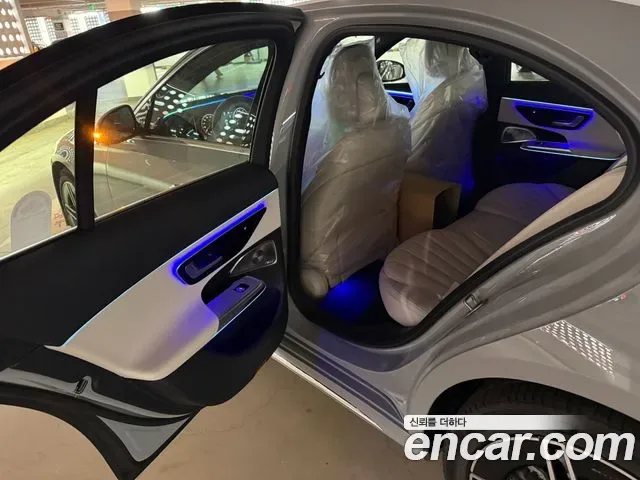 Mercedes-Benz E-Class E300 4MATIC AMG Line, миниатюра 13
