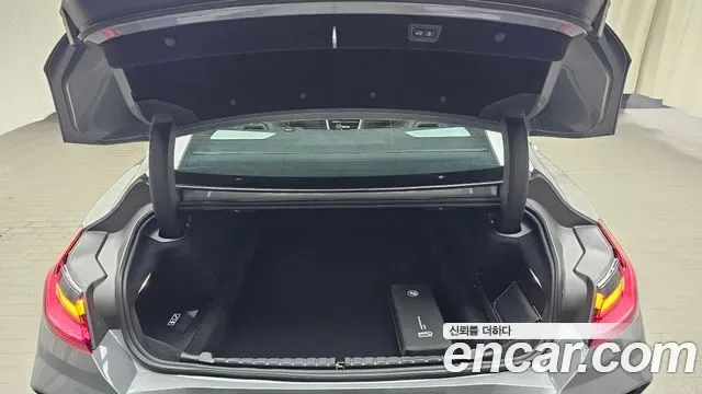 BMW 8 (G15) M850i xDrive, миниатюра 7