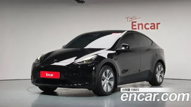 Tesla Y RWD