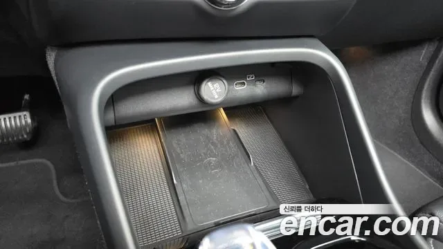 Volvo XC40 B4, миниатюра 21