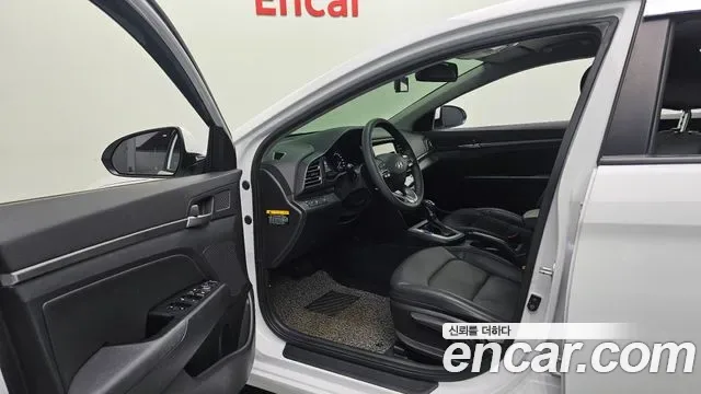 Hyundai Avante AD, миниатюра 2