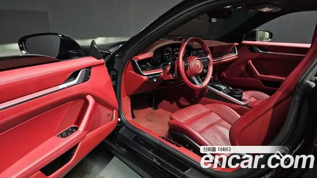 Porsche 911 4 GTS, миниатюра 14