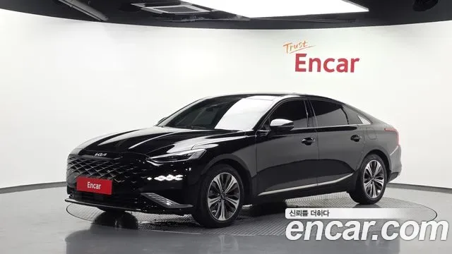 Kia K8 гибрид Signature