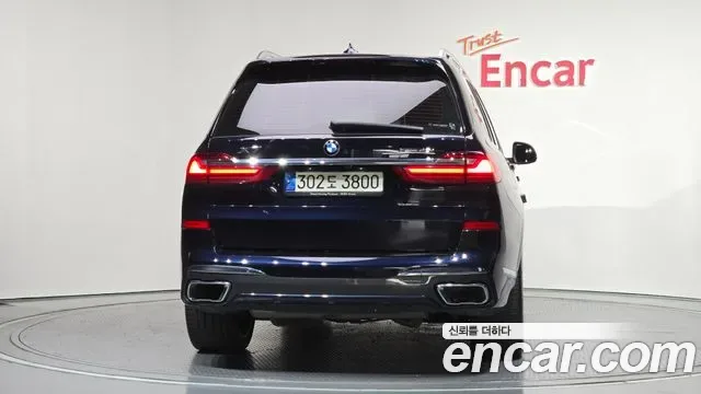 BMW X7 xDrive 40i M 6 мест, миниатюра 9