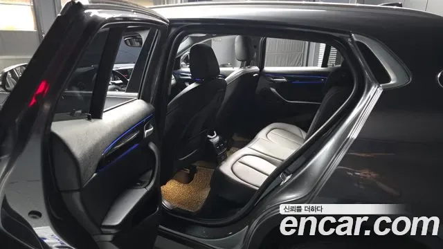 BMW X2 xDrive20i, миниатюра 8