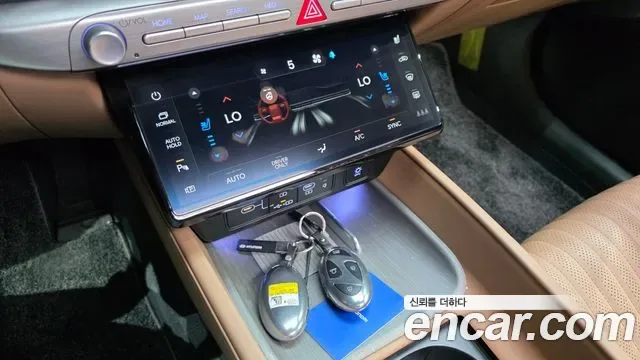 Hyundai Grandeur Calligraphy, миниатюра 9