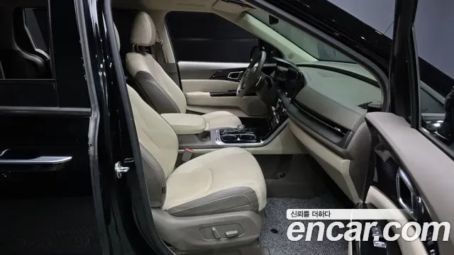 Kia Carnival бензин 7 мест Signature, миниатюра 21
