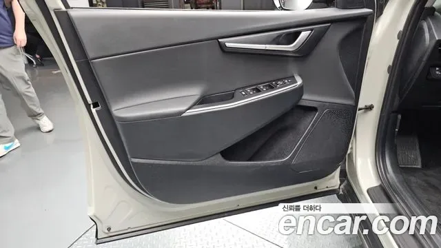 Kia EV6, миниатюра 26