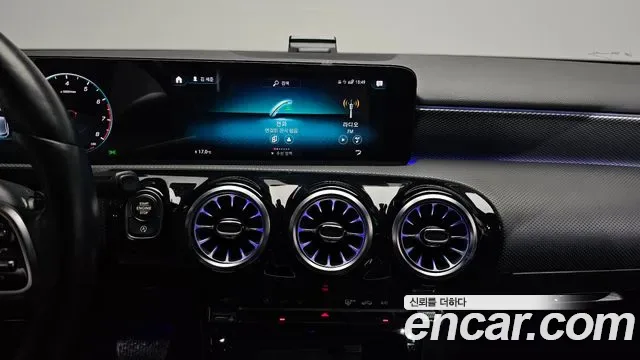 Mercedes-Benz A-Class A220, миниатюра 16