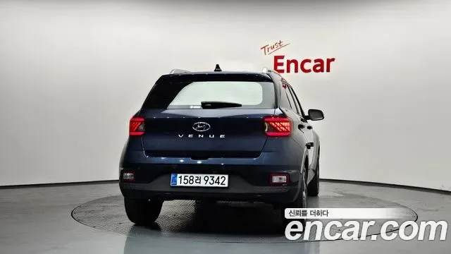 Hyundai Venue, миниатюра 18