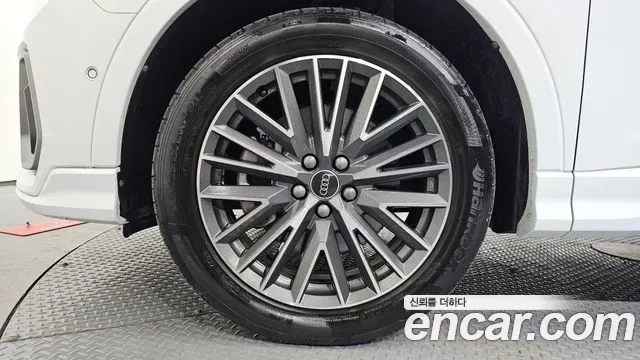 Audi Q3 40 TFSI Premium, миниатюра 9